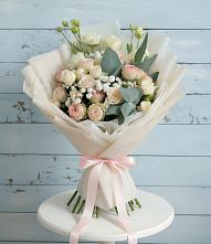 Букет цветов из:  Розы и Лизиантусы #REPLACE_PRED# Новом-Осколе