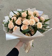 Букет Кремовые розы Латте в Новом-Осколе
