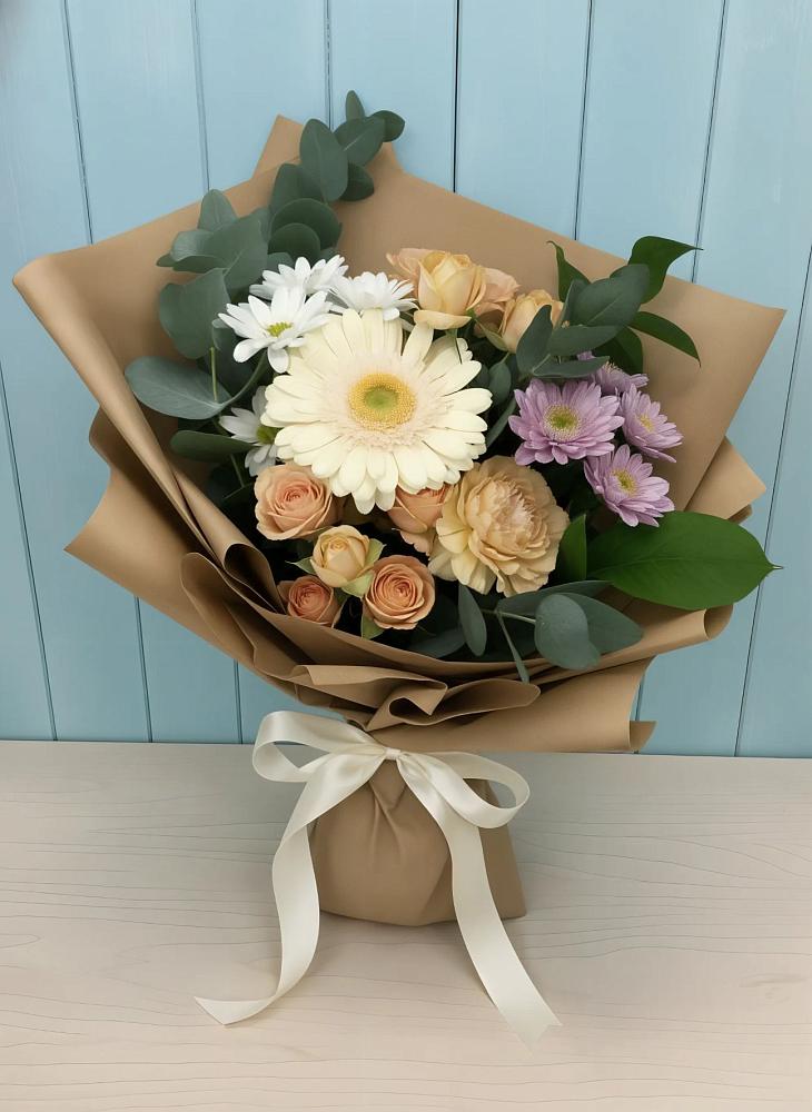 Букет цветов из: Герберы и Хризантемы в Новом-Осколе