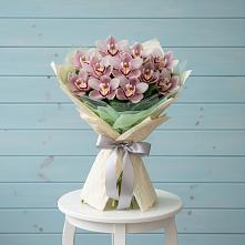 Букет цветов из:  Орхидеи и Розы в Новом-Осколе