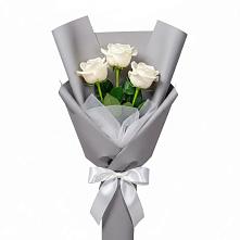 Букет 3 белые розы в Новом-Осколе