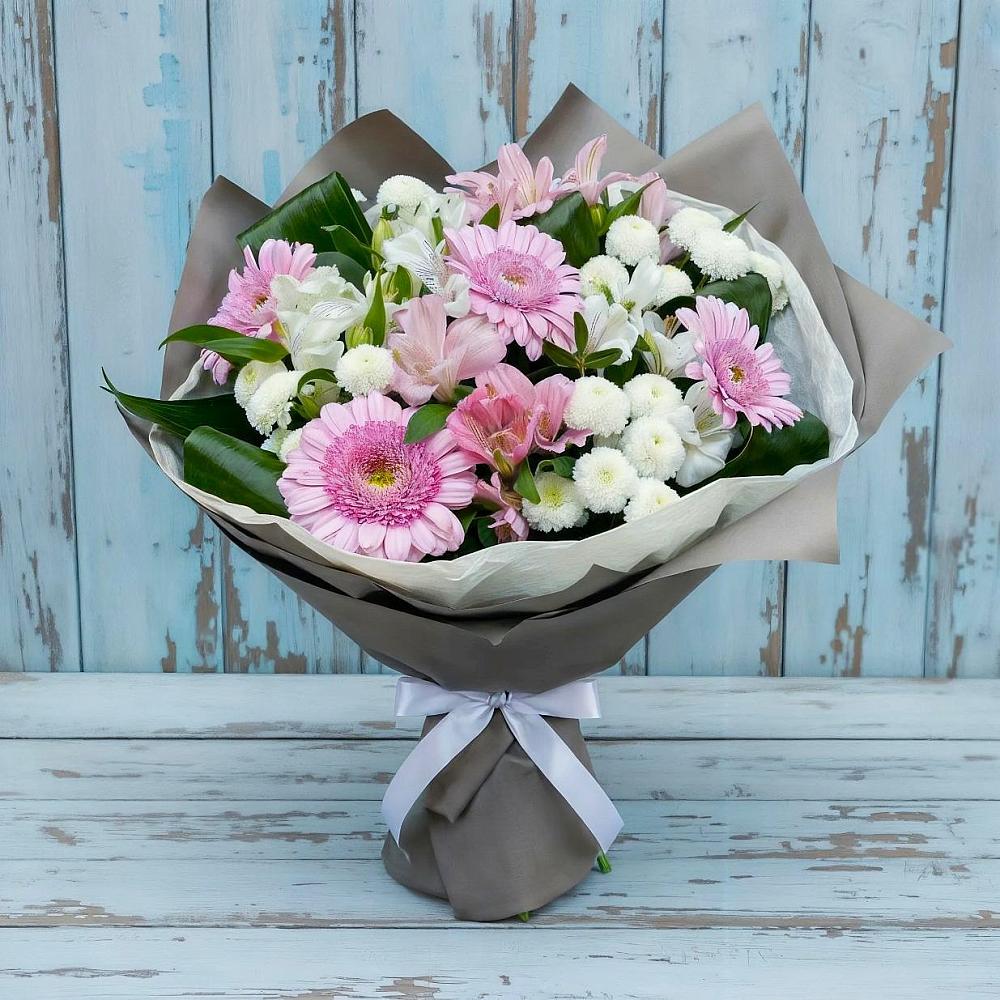 Букет цветов из: Герберы, Альстромерии и Хризантемы в Новом-Осколе