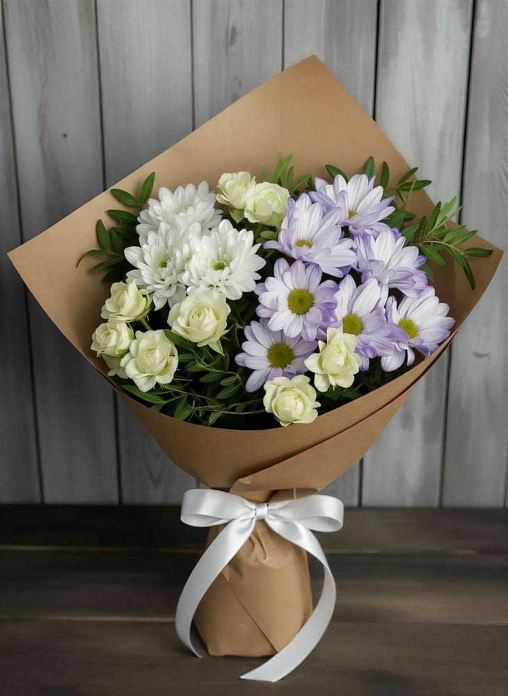 Букет цветов из: Хризантемы и Розы в Новом-Осколе